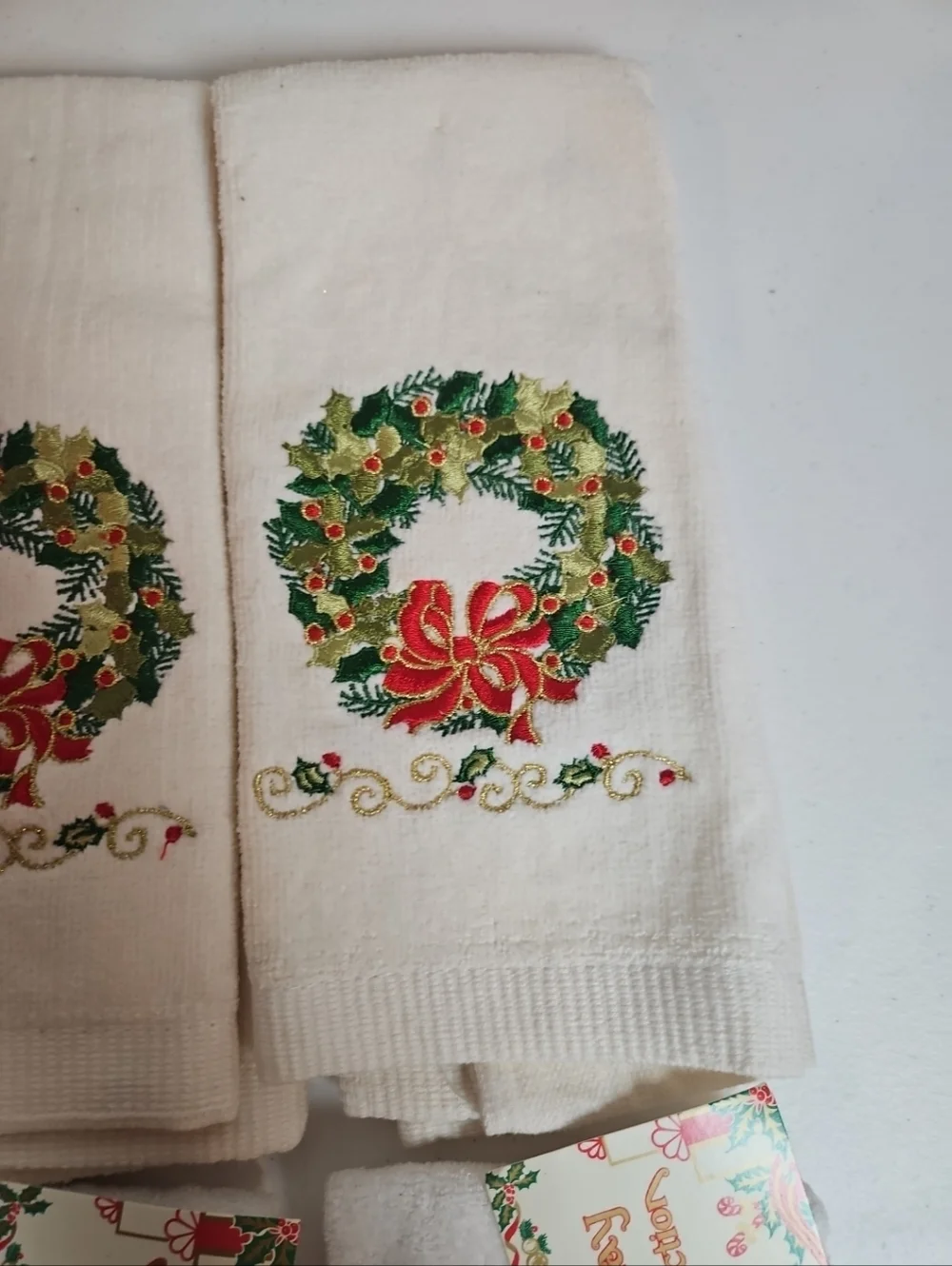 Lot of 7 Holiday Fingertip Holiday Hand Towels Christmas Cotton Bathroom